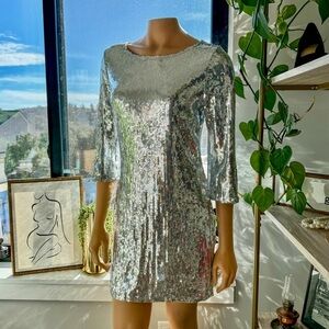 Audrey Parks of Francesca’s, Clara Sequins 3/4 Sleeve Mini Dress, NWT, Small